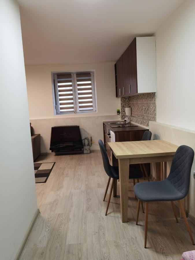Kraguj Apartman 2 Kragujevac Exterior foto